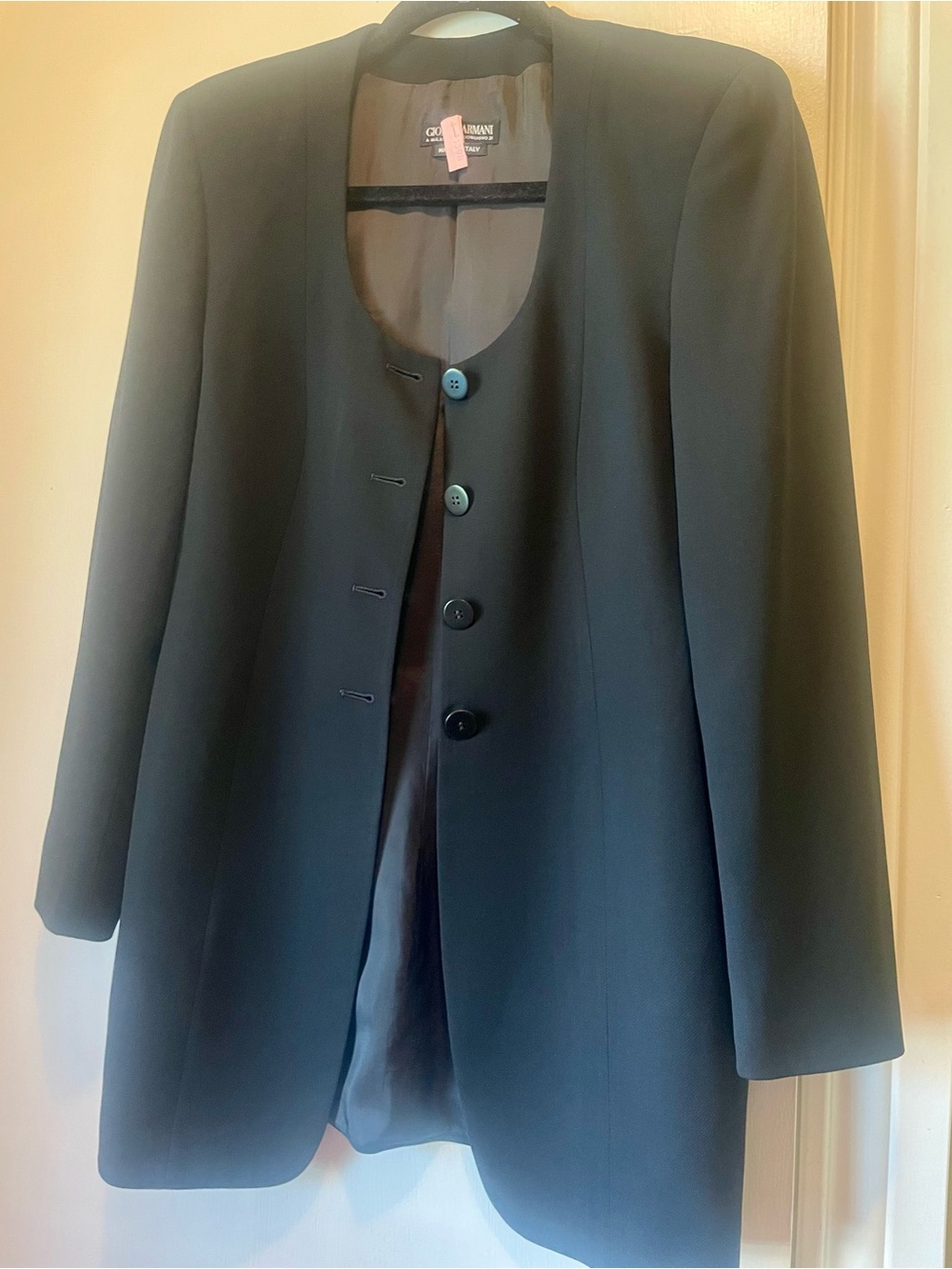 Vintage Giorgio Armani Women's Black Long Blazer Size 40